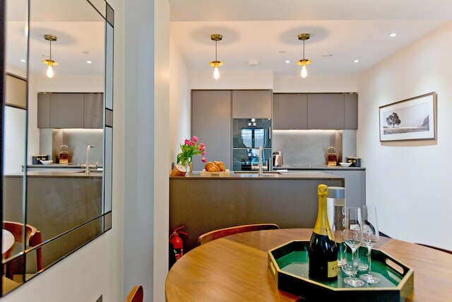 1ベッドエグゼクティブアパート102