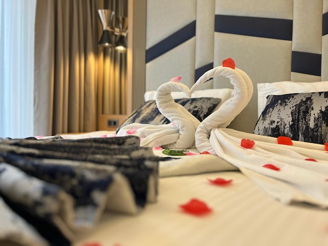 ダウンタウンシルケチホテル