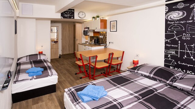 メトロ停留所Vyšehradのスクールアパート