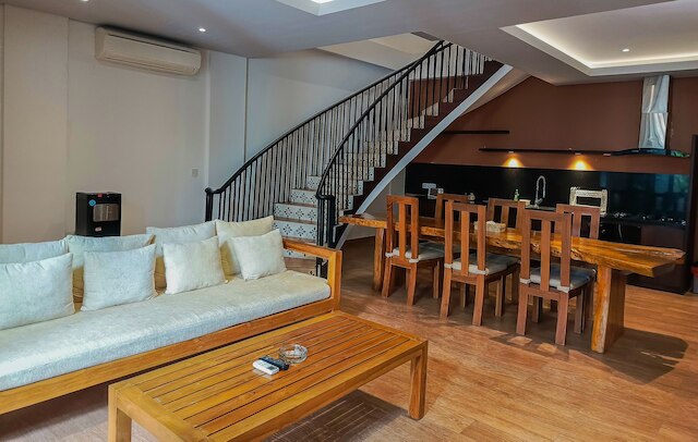 エルバルーナビラ