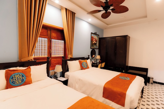 75 ガーデン イン