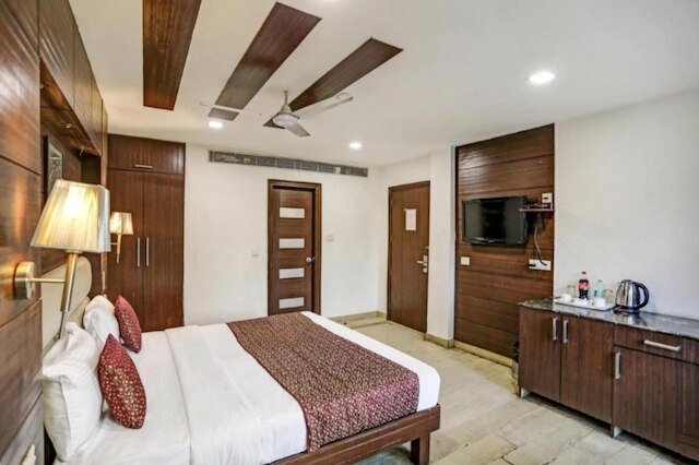 ステイブック・ファブステイズ・サウス・デリー