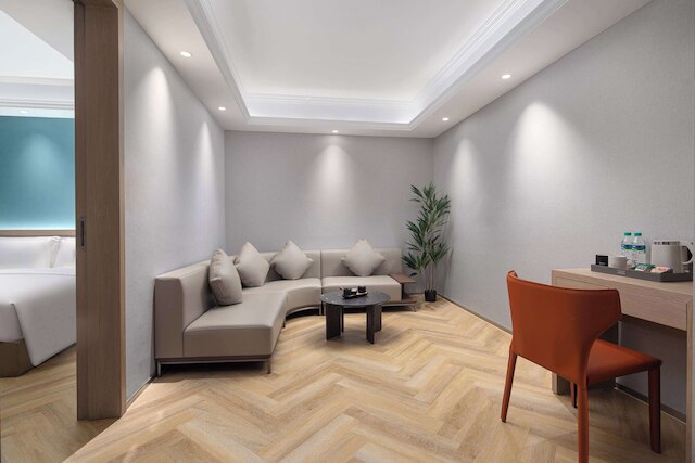 Ramada BY Wyndham Wuhan Wangjiawan