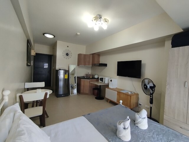 セブ アビダ リアラ T1 1122 IT パーク