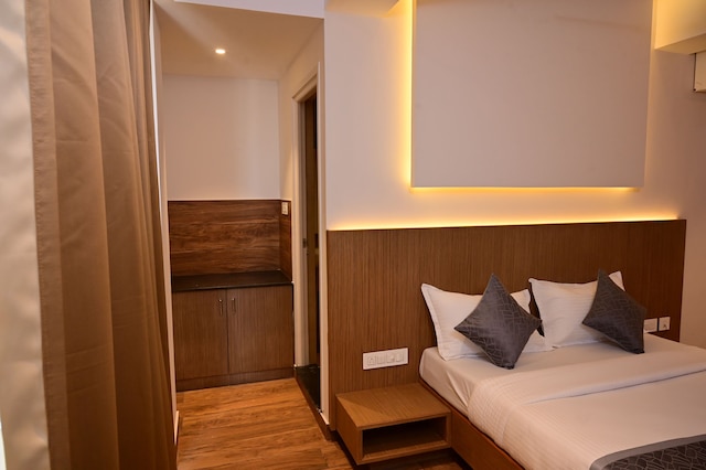 グランドワンタワー