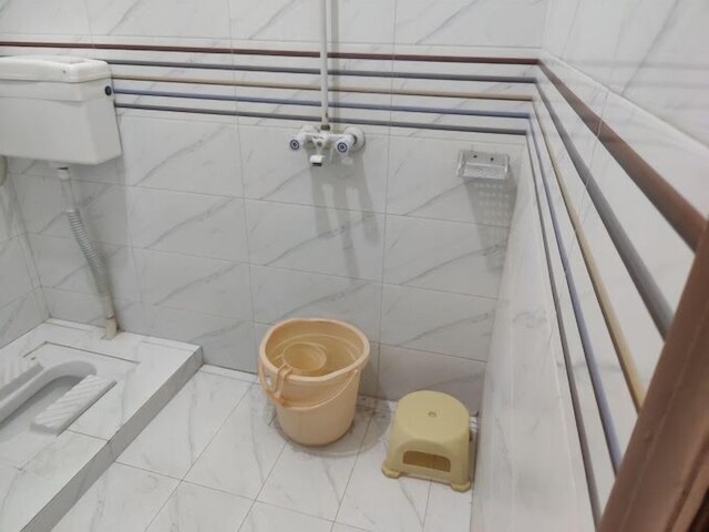 ジンナ空港ゲストハウス