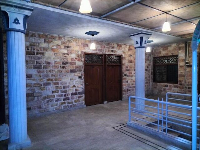 ジンナ空港ゲストハウス