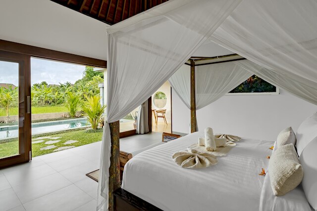 スアルガ ロカ ウブド ヴィラ