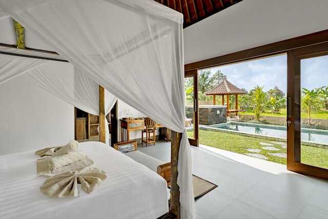 スアルガ ロカ ウブド ヴィラ