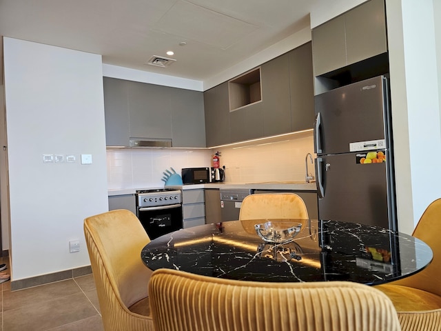 素晴らしい2BRアパート天国のような感覚