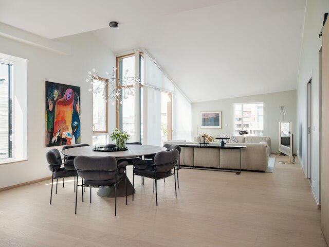 エーワンホームズ - ビョルヴィカ