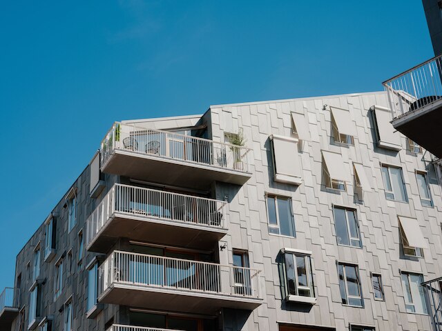 エーワンホームズ - ビョルヴィカ