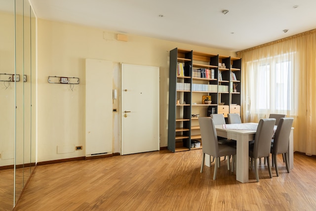 マルコーニ 49 - ファミリー エレガント アパートメント