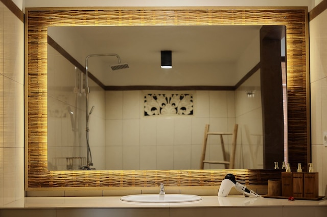 ベルヴィラ プラクリティ ニア モンキーフォレスト ニア カンプハン リッジ ウォーク