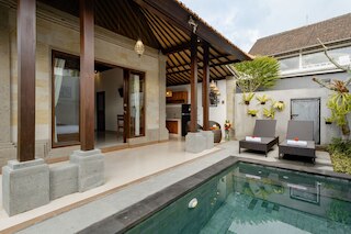 ベルヴィラ プラクリティ ニア モンキーフォレスト ニア カンプハン リッジ ウォーク