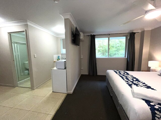 ブラウンズ・ブロードビーチ