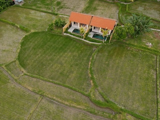 ユニークケーションズのウマ・リンブン・プール・ヴィラ