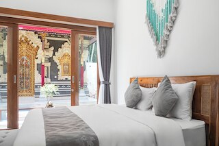 ベルヴィラ カーム ウッズ パンダワ ビーチ