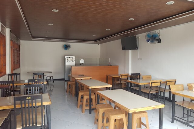 OYO 93709 ローズ・イン 2