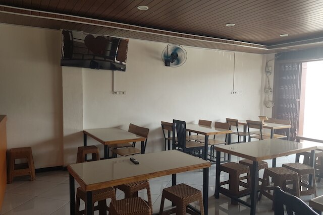 OYO 93709 ローズ・イン 2