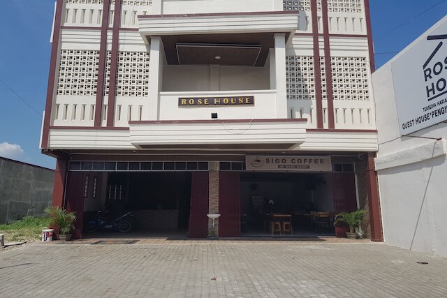 OYO 93709 ローズ・イン 2