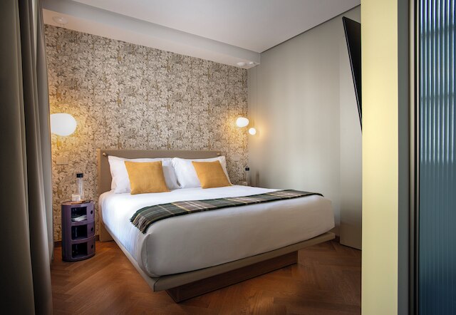 DOMYA - マンゾーニ 25