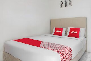 OYO 93720 3D レジデンス ニア ユニバーシティ タルマネガラ