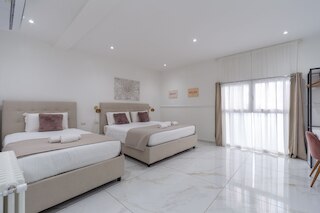 レイアホスピタリティ