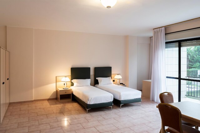 B&B ホテル バーリ ロンド