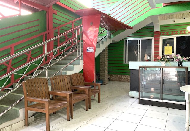 ホテル O ポンドム ダヌ 77