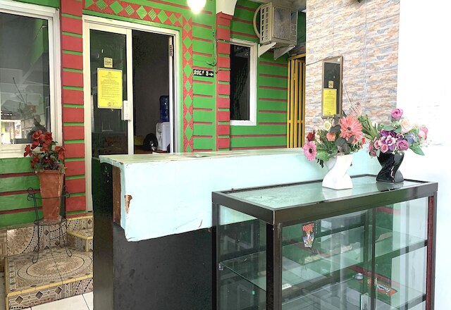 ホテル O ポンドム ダヌ 77