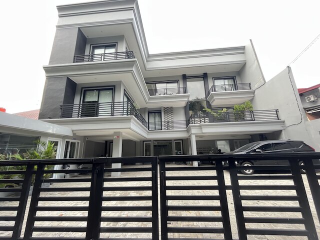 スーパー OYO 93721 ルパ ニア LRT ベロドローム 2 ラワマングン