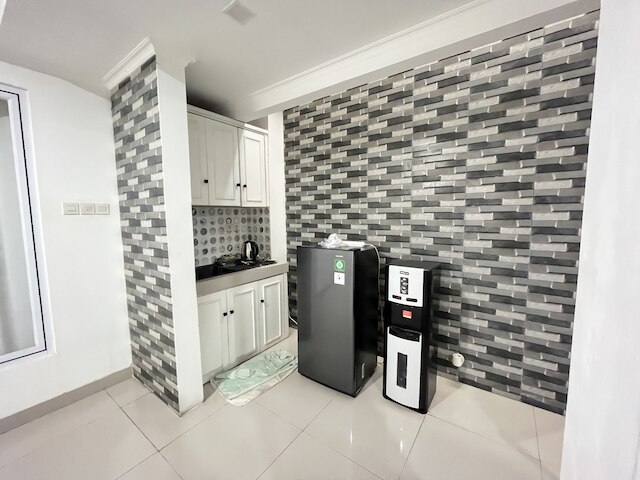 スーパー OYO 93721 ルパ ニア LRT ベロドローム 2 ラワマングン