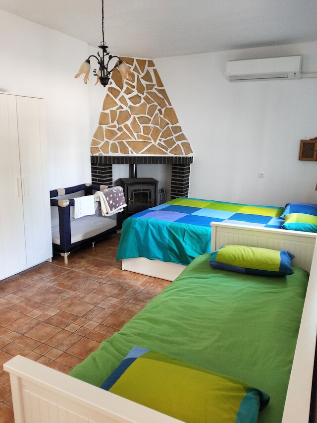 スタジオ・トロピカル