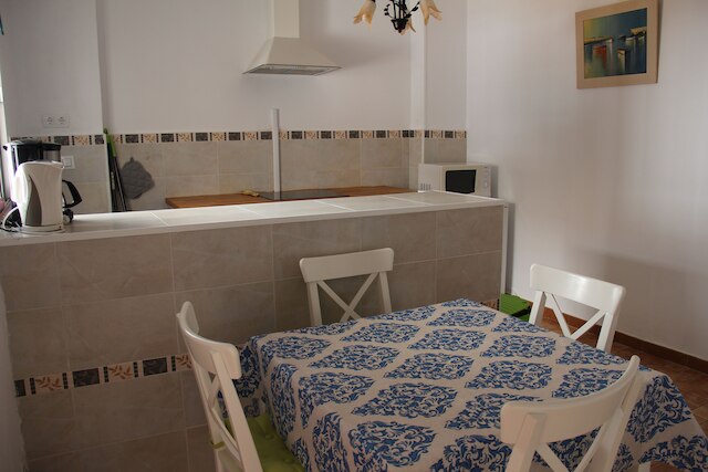 スタジオ・トロピカル