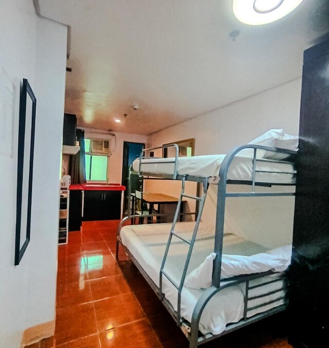 ヘインサ コンドホテル