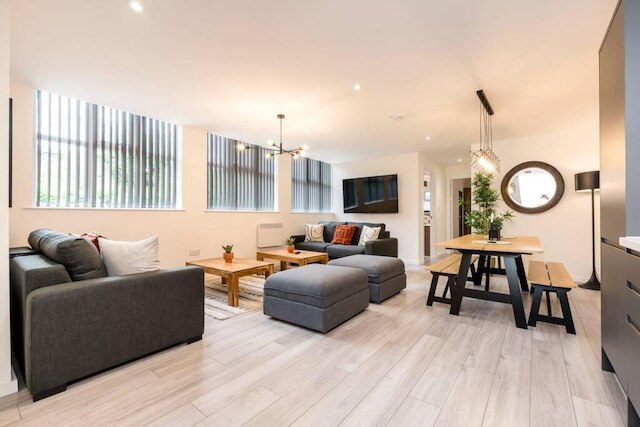 ホストアパートメンツザロドニーコートヤード