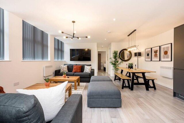 ホストアパートメンツザロドニーコートヤード