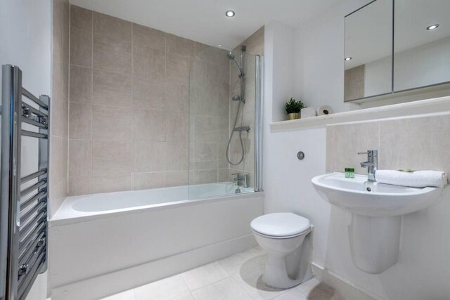 ホストアパートメンツザパールモールバルコニーアパート