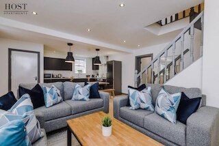 ホストアパートメント ザ ロスコーコーチハウス