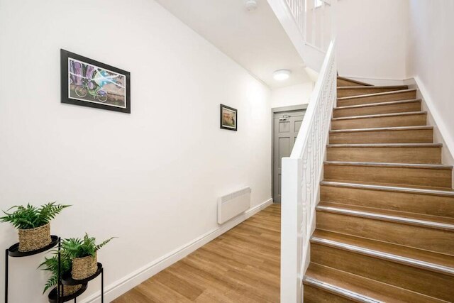 ホストアパートメント ウッドストリートナイトライフアパートメント