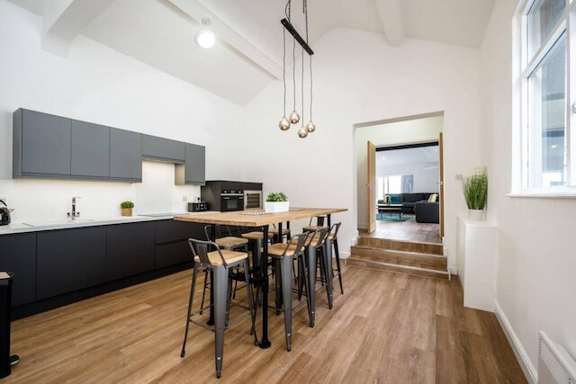 ホストアパートメント ウッドストリートナイトライフアパートメント