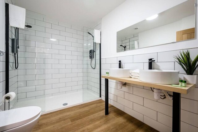 ホストアパートメント ウッドストリートナイトライフアパートメント