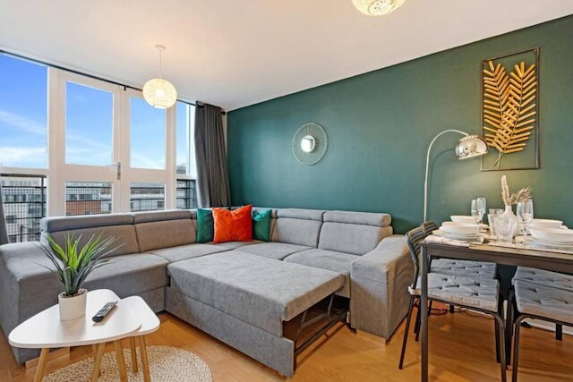 ホストアパートメント ナレッジクォーターアパートメント