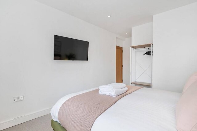 ホストアパートメント ラークレーンハイダウェイ