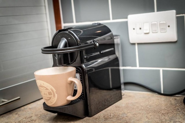 ホストアパートメンツヨークプレイスアパート