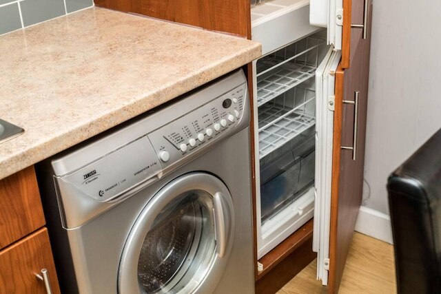 ホストアパートメンツヨークプレイスアパート