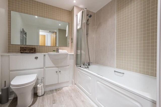 ホストアパートメンツスタンディッシュストリートリビング