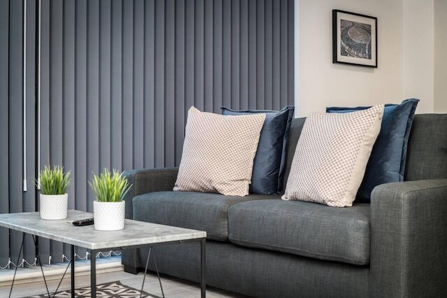 ホストアパートメンツショーズプレイスII