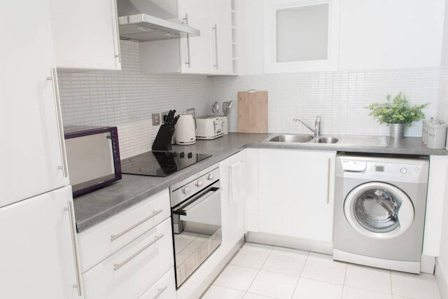 ホストアパートメンツスタンディッシュストリートプレイス